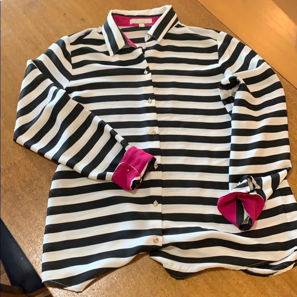 Black and white button down shirt